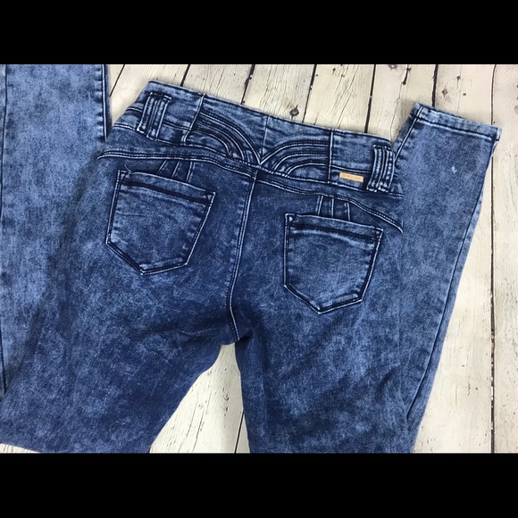 Dolcefit height waisted butt lift jeans - Picture 4 of 5